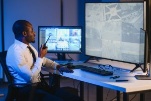 beveiliger aan het werk